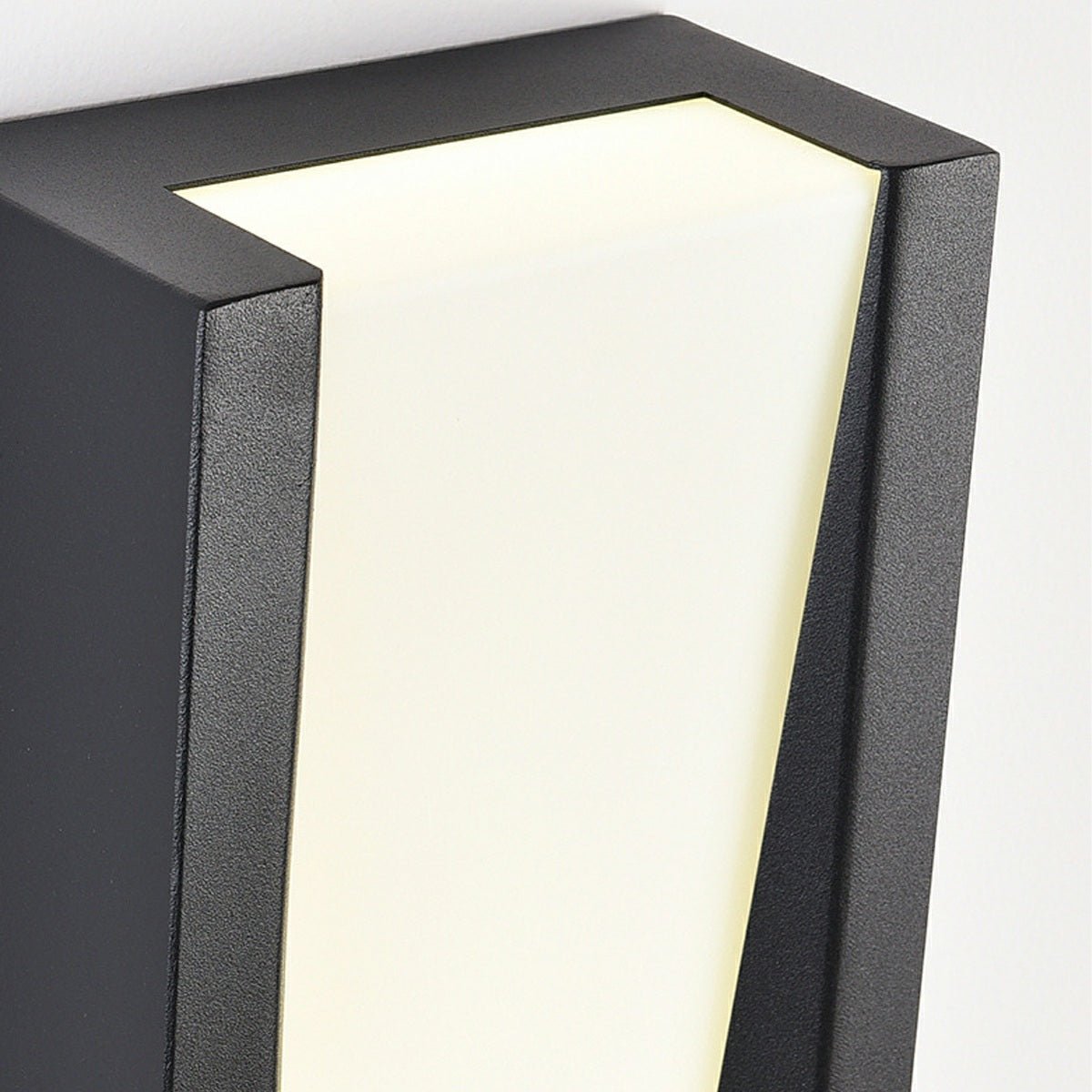 Modern Rusti Long Strip Waterproof Outdoor LED Porch Wall Light