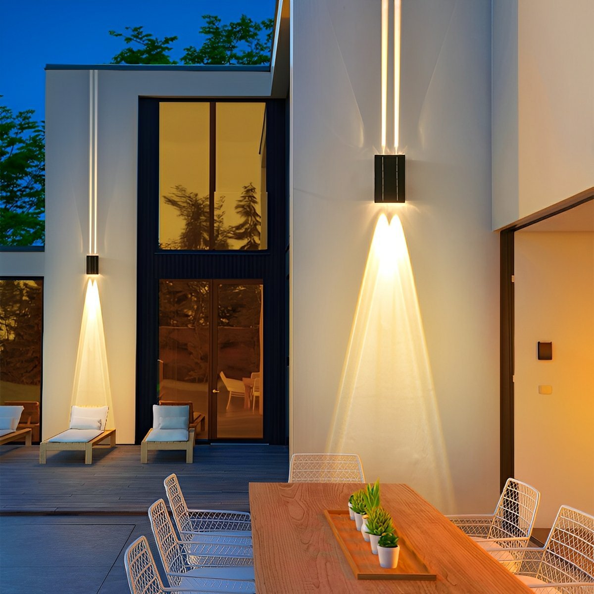 Solar Waterproof Modern Up&Down LED Outdoor Wall Washer Lights